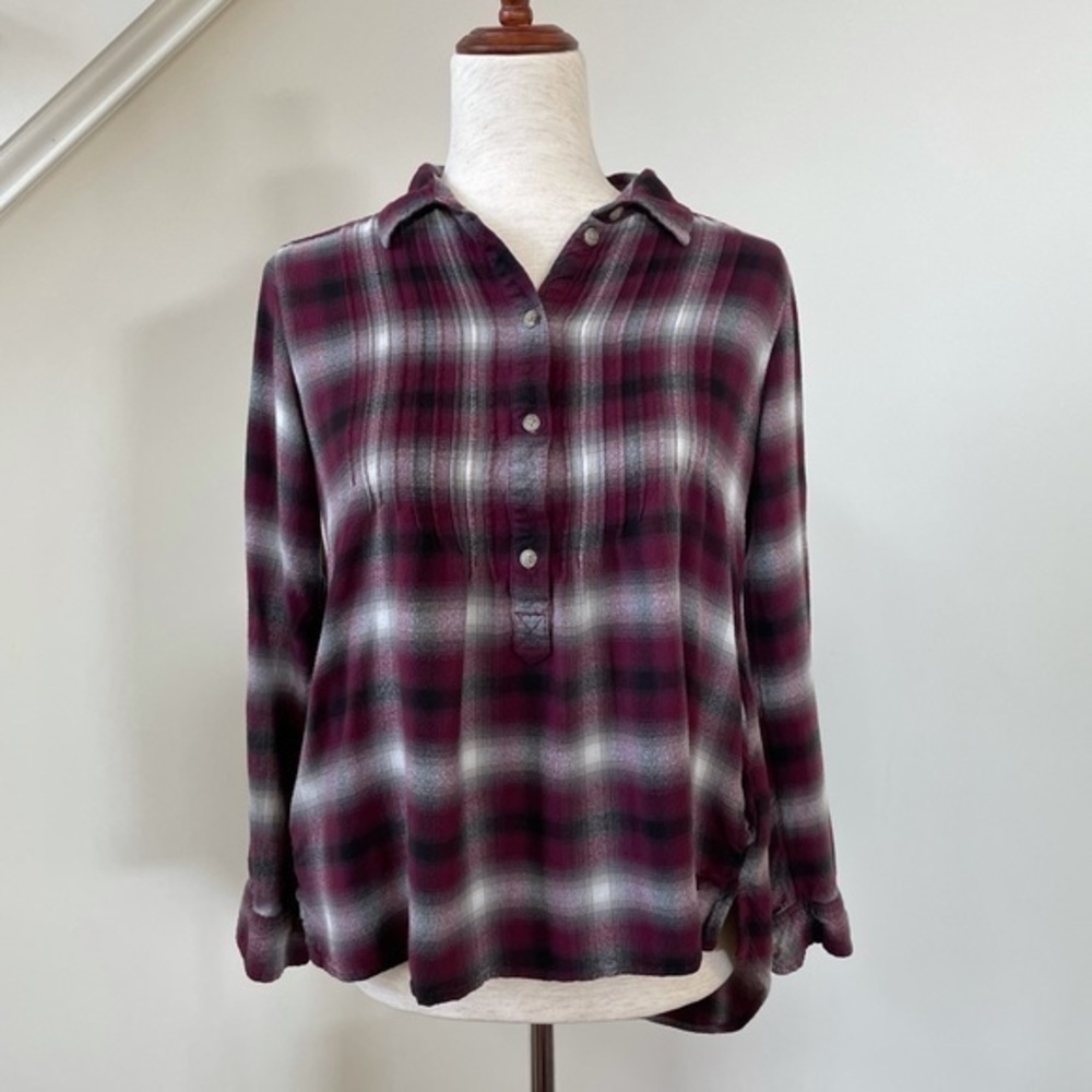 American Eagle Flannel Top - Picture 2 of 8